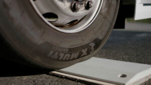 Michelin Connected Fleet drive over reader